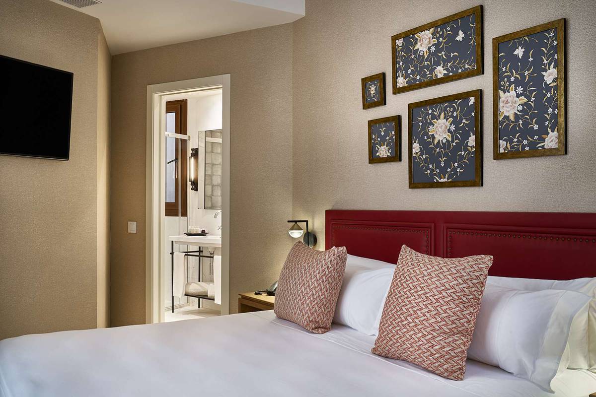 Image showcasing Luxury Atlanta Hotels | Penthouse Suites | Georgian Terrace